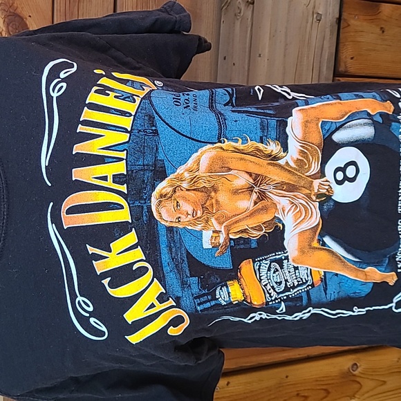 Vintage Jack Daniel's pin up t shirt - Picture 3 of 8